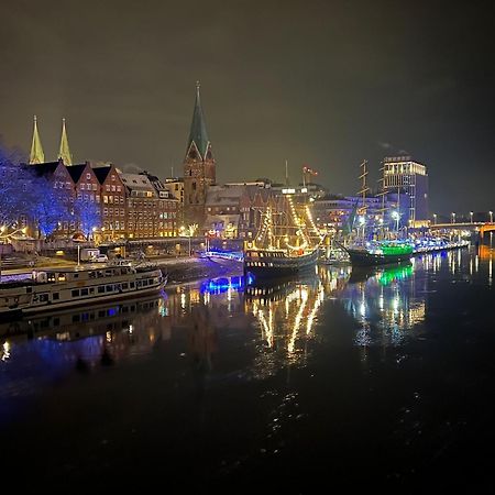 Exklusive Ferienwohnung 5Km Vom Centrum BRE Esterno foto